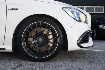 Mercedes-Benz CLA 45 AMG 2016 - 33999 EUR, 135000 km - AUTO.MOTO.pt - 135000km - foto 6 de 31
