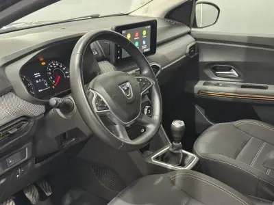 Dacia Sandero 2022 - 14890 EUR, 80000 km - AUTO.MOTO.pt - 80000km - foto 23 de 29