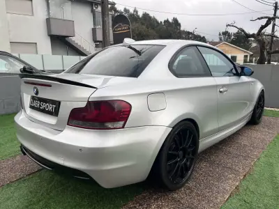 BMW 120 2008 - 12900 EUR, 300000 km - AUTO.MOTO.pt - 300000km - foto 9 de 39