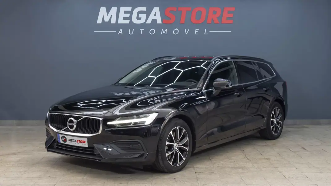 Volvo V60 2021 - 26900 EUR, 99000 km - AUTO.MOTO.pt - 99000km - foto 3 de 36
