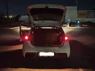Kia Rio 2023 — foto 2 de 15