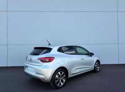 Renault Clio 2023 - 14900 EUR, 55991 km - AUTO.MOTO.pt - 55991km - foto 9 de 26