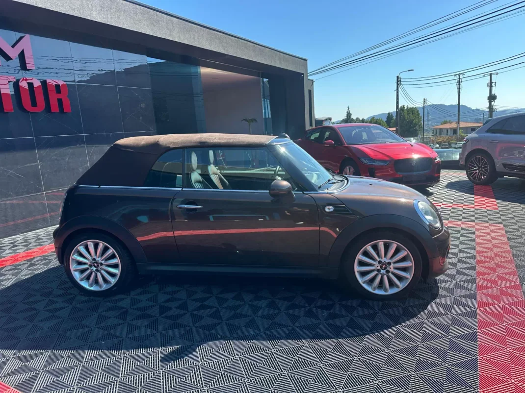 MINI Cooper 2011 - 11900 EUR, 197000 km - AUTO.MOTO.pt - 197000km - foto 3 de 12