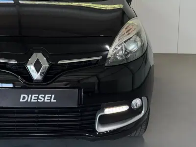 Renault Grand Scénic 2014 - 7990 EUR, 308370 km - AUTO.MOTO.pt - 308370km - foto 4 de 20