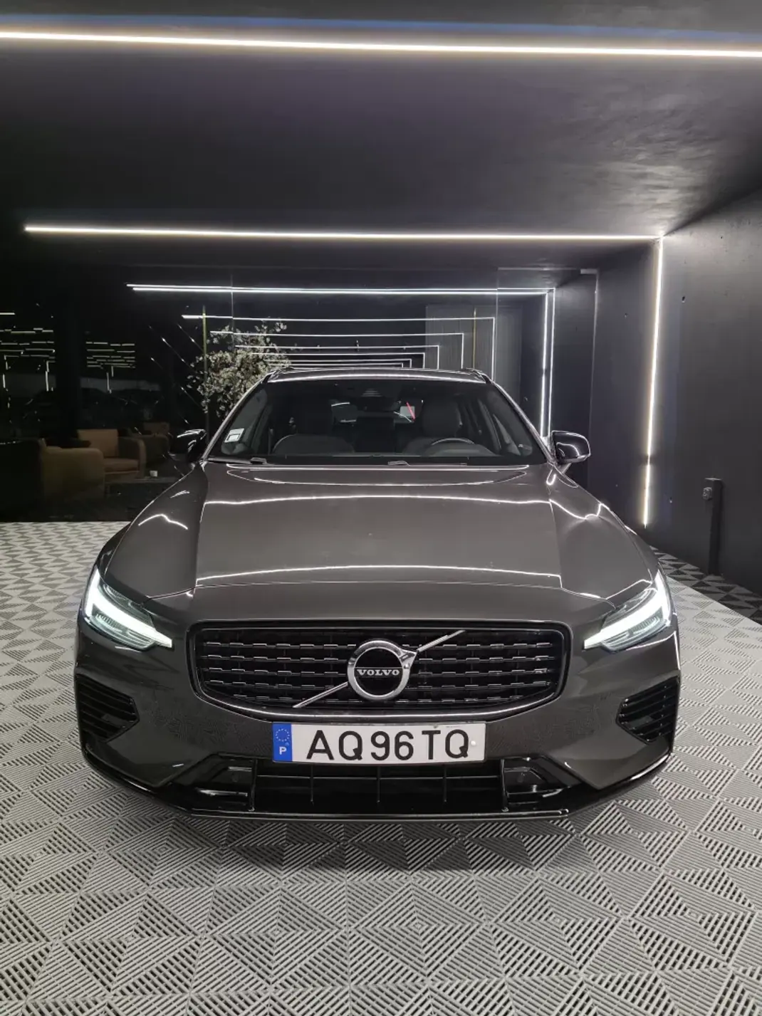 Volvo V60 2022 - 26750 EUR, 158000 km - 158000km - foto 5 de 24