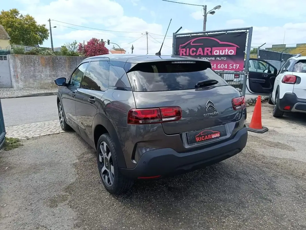 Citroën C4 Cactus 2020 - 14000 EUR, 56660 km - 56660km - foto 21 de 23