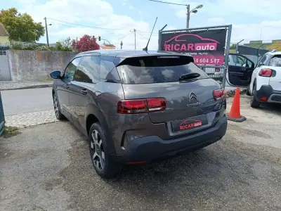 Citroën C4 Cactus 2020 - 14000 EUR, 56660 km - AUTO.MOTO.pt - 56660km - foto 21 de 23