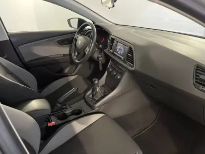 SEAT Leon 2013 - 8500 EUR, 258000 km - AUTO.MOTO.pt - 258000km - foto 17 de 27