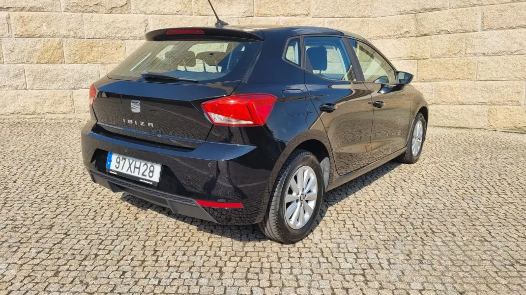 SEAT Ibiza 2019 - 11990 EUR, 64500 km - 64500km - foto 2 de 18
