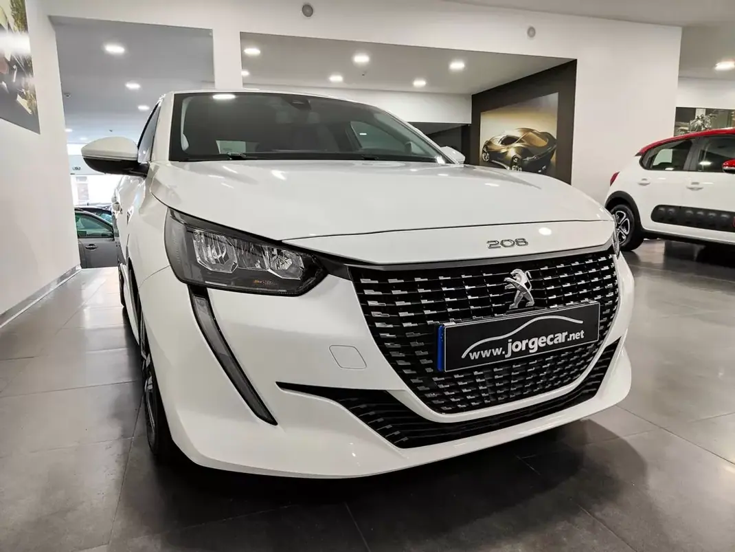 Peugeot 208 2021 - 13990 EUR, 57000 km - 57000km - foto 5 de 35