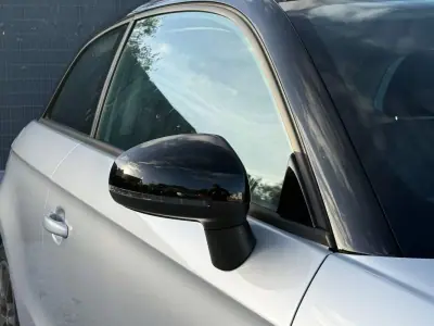 Audi A1 2012 - 8950 EUR, 229900 km - AUTO.MOTO.pt - 229900km - foto 20 de 22