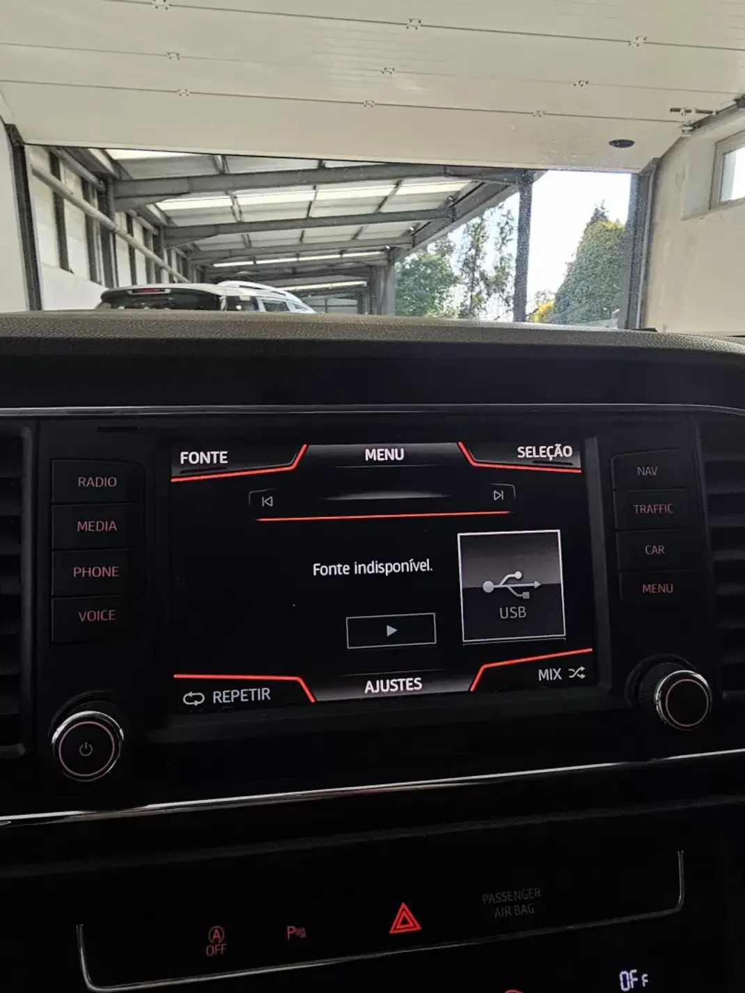 SEAT Leon ST 2016 - 9650 EUR, 246737 km - AUTO.MOTO.pt - 246737km - foto 73 de 79