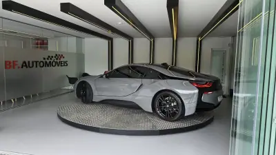 BMW i8 2015 - 62500 EUR, 132830 km - 132830km - foto 17 de 50