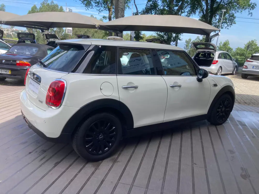 MINI One 2016 - 12990 EUR, 125600 km - AUTO.MOTO.pt - 125600km - foto 5 de 19
