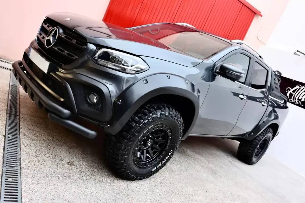 Mercedes-Benz X 250 2018 - 42700 EUR, 110331 km - AUTO.MOTO.pt - 110331km - foto 1 de 30