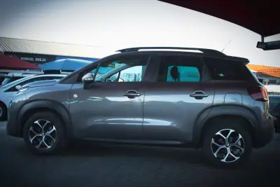 Citroën C3 Aircross 2023 - 16800 EUR, 37800 km - AUTO.MOTO.pt - 37800km - foto 4 de 13