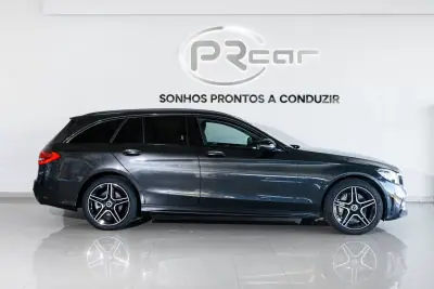 Mercedes-Benz C 300 2021 — foto 3 de 34