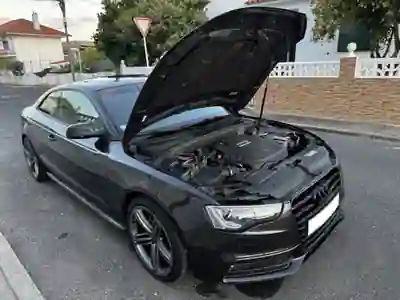 Audi A5 2013 - 21500 EUR, 246000 km - AUTO.MOTO.pt - 246000km - foto 12 de 15