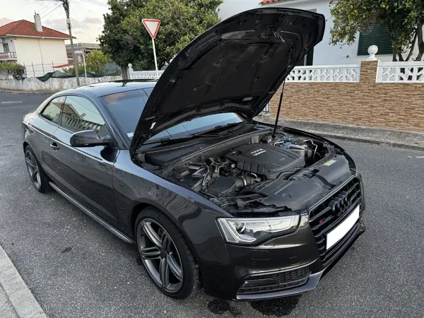 Audi A5 2013 - 21500 EUR, 246000 km - AUTO.MOTO.pt - 246000km - foto 12 de 15