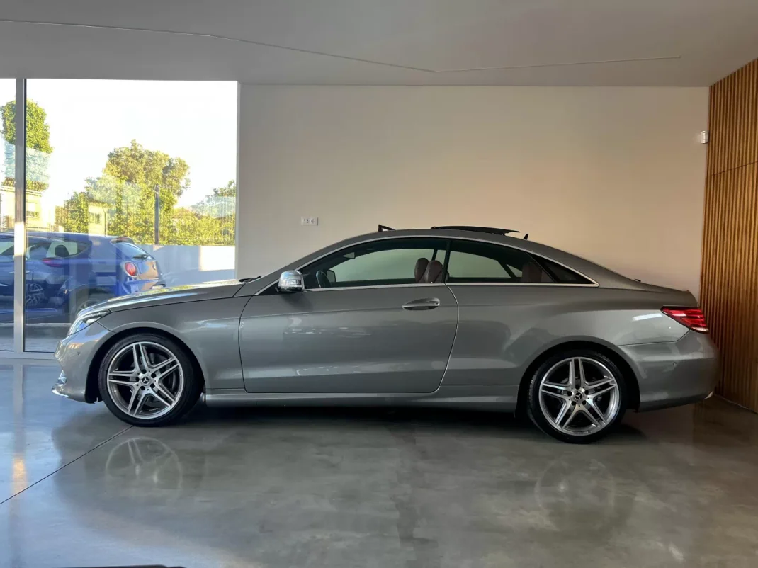 Mercedes-Benz E 220 2015 - 24999 EUR, 161900 km - AUTO.MOTO.pt - 161900km - foto 39 de 135