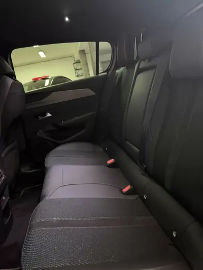 Peugeot e-308 2023 - 29990 EUR, 18850 km - AUTO.MOTO.pt - 18850km - foto 13 de 14