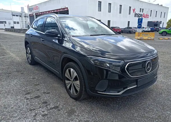 Mercedes-Benz EQA 2021 - 23000 EUR, 185000 km - AUTO.MOTO.pt - 185000km - foto 2 de 9