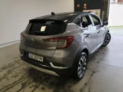 Renault Captur 2020 - 18699 EUR, 92031 km - AUTO.MOTO.pt - 92031km - foto 3 de 29
