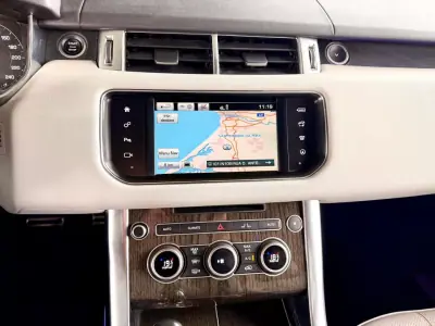 Land Rover Range Rover Sport 2016 - 43990 EUR, 99900 km - AUTO.MOTO.pt - 99900km - foto 20 de 33