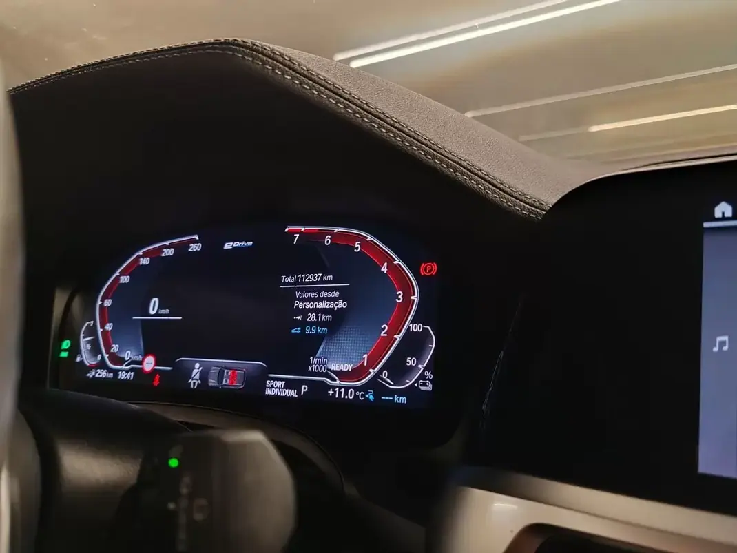 BMW 320 2021 - 28750 EUR, 112168 km - AUTO.MOTO.pt - 112168km - foto 5 de 29