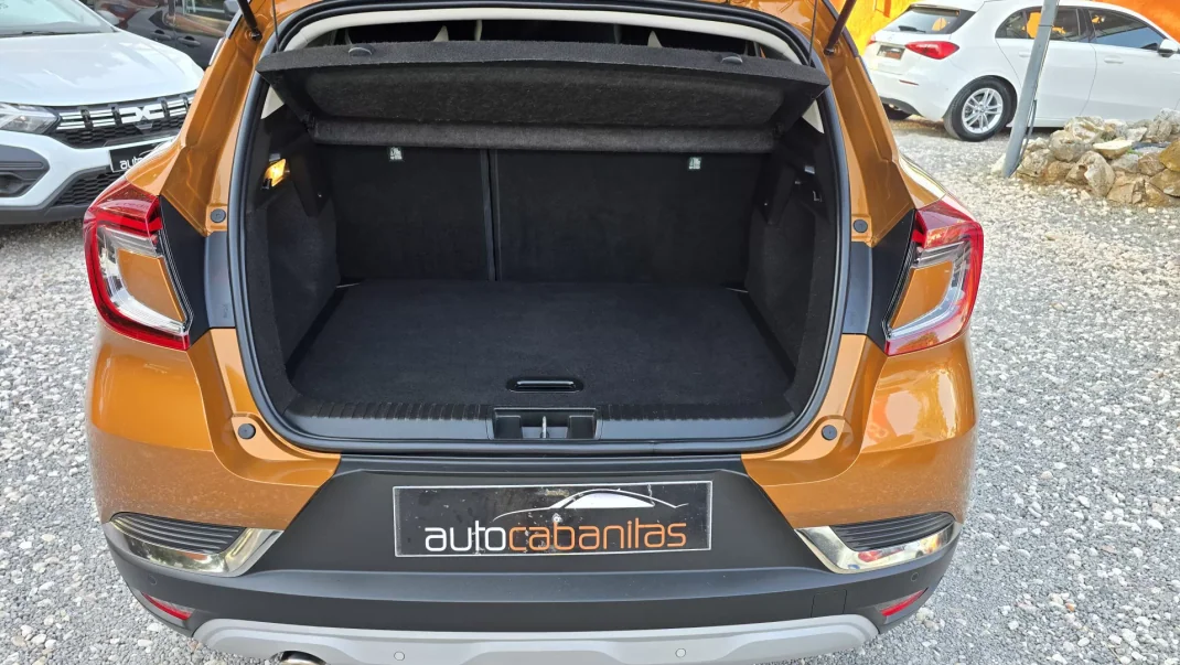 Renault Captur 2021 - 18500 EUR, 53600 km - AUTO.MOTO.pt - 53600km - foto 21 de 22