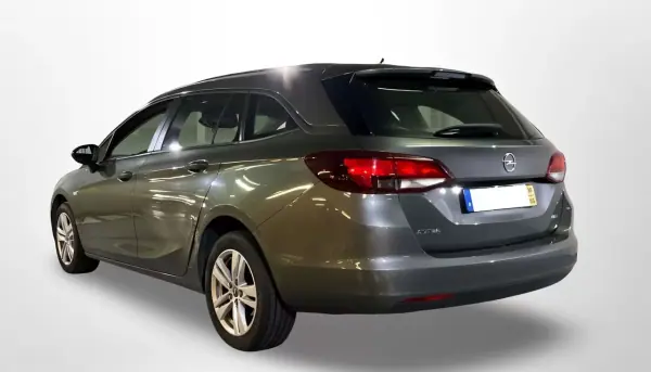 Opel Astra Sports Tourer 2018 - 6999 EUR, 234500 km - AUTO.MOTO.pt - 234500km - foto 4 de 9