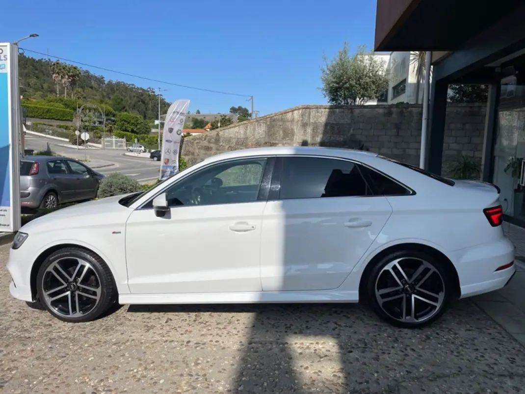 Audi A3 Limousine 2019 - 24999 EUR, 107600 km - AUTO.MOTO.pt - 107600km - foto 5 de 43