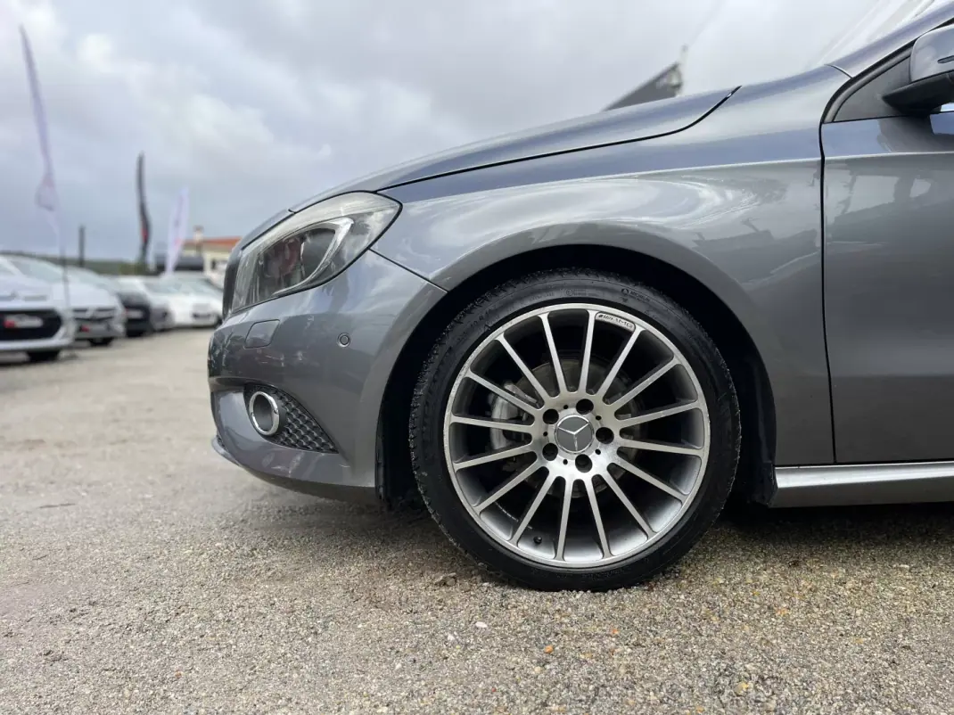 Mercedes-Benz A 180 2013 - 14800 EUR, 287000 km - AUTO.MOTO.pt - 287000km - foto 7 de 26