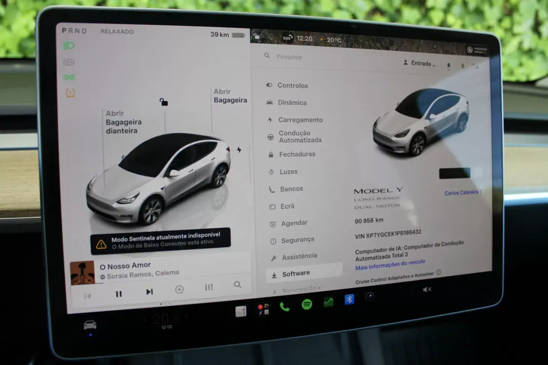 Tesla Model Y 2023 - 36900 EUR, 90000 km - 90000km - foto 19 de 20