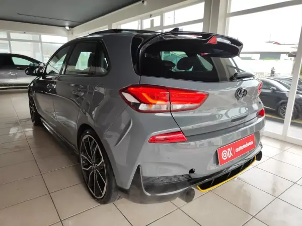 Hyundai i30 2018 - 27500 EUR, 119000 km - AUTO.MOTO.pt - 119000km - foto 7 de 34