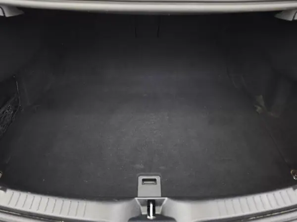 Mercedes-Benz C 220 2017 - 30950 EUR, 148819 km - AUTO.MOTO.pt - 148819km - foto 15 de 44