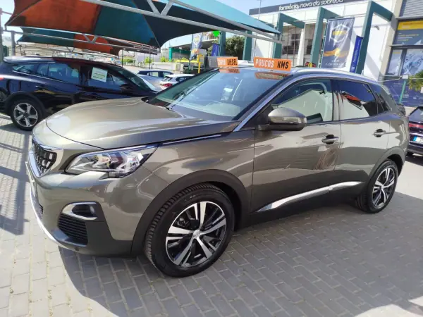 Peugeot 3008 2019 - 19450 EUR, 40945 km - AUTO.MOTO.pt - 40945km - foto 2 de 22
