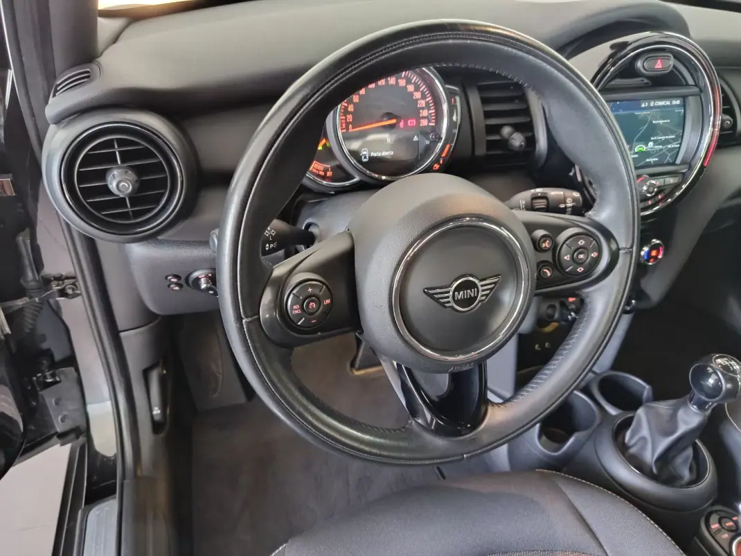 MINI Cooper 2019 - 16200 EUR, 80000 km - 80000km - foto 45 de 52