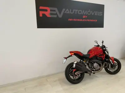 Ducati Monster 1000 2018 - 9950 EUR, 10707 km - AUTO.MOTO.pt - 10707km - foto 4 de 19