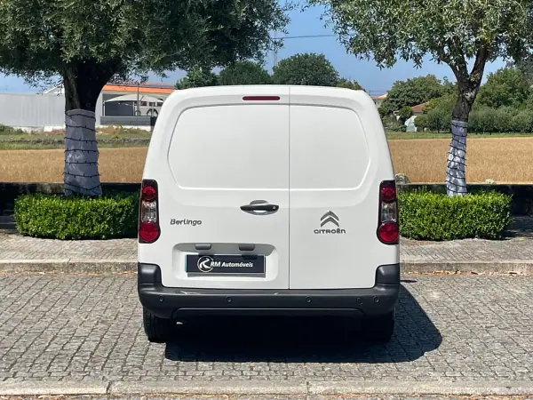 Citroën Berlingo 1.6 HDi Longa 2019 - 11750 EUR, 106000 km - AUTO.MOTO.pt - 106000km - foto 8 de 30