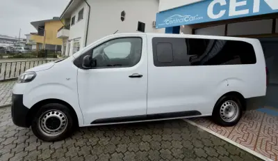 Opel Vivaro 2024 - 34950 EUR, 102000 km - AUTO.MOTO.pt - 102000km - foto 6 de 24