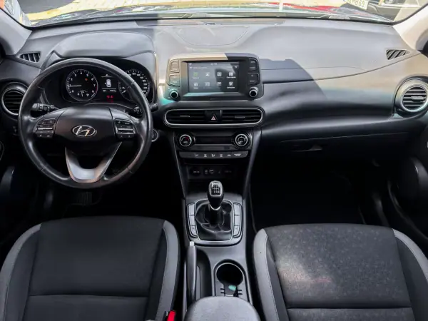 Hyundai Kauai 2018 - 13850 EUR, 71941 km - AUTO.MOTO.pt - 71941km - foto 10 de 19