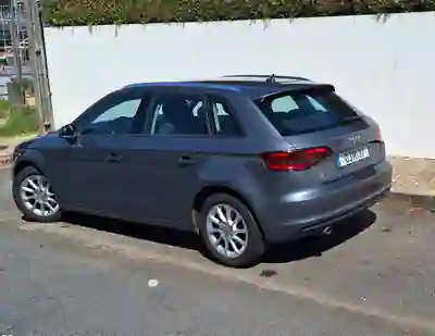 Audi A3 Sportback 2016 - 10350 EUR, 238000 km - AUTO.MOTO.pt - 238000km - foto 9 de 12