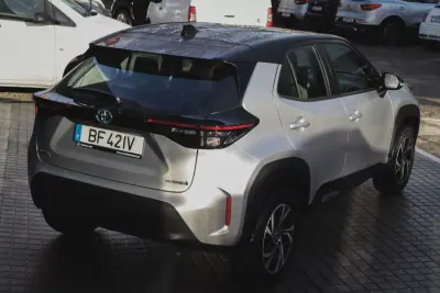 Toyota Yaris Cross 2023 - 26880 EUR, 24780 km - AUTO.MOTO.pt - 24780km - foto 17 de 19