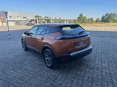 Peugeot 2008 2023 — foto 6 de 16