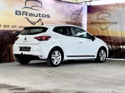 Renault Clio 2021 - 15900 EUR, 80156 km - AUTO.MOTO.pt - 80156km - foto 6 de 22