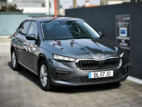 Skoda Scala 2024 - 16950 EUR, 40000 km - AUTO.MOTO.pt - 40000km - foto 5 de 8