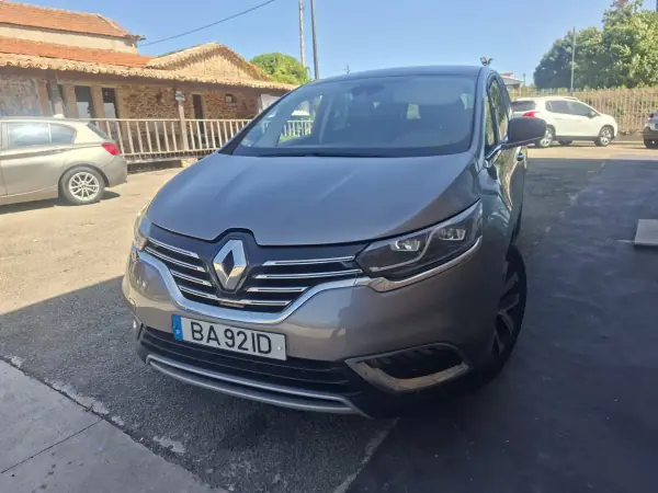 Renault Espace 2017 - 14950 EUR, 206218 km - 206218km - foto 36 de 43