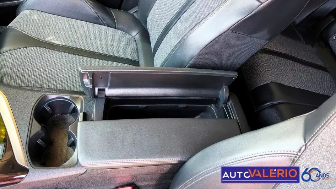 Peugeot 3008 2019 - 20950 EUR, 75140 km - 75140km - foto 26 de 39