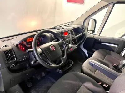 Fiat 2023 - 24900 EUR, 45000 km - AUTO.MOTO.pt - 45000km - foto 21 de 27